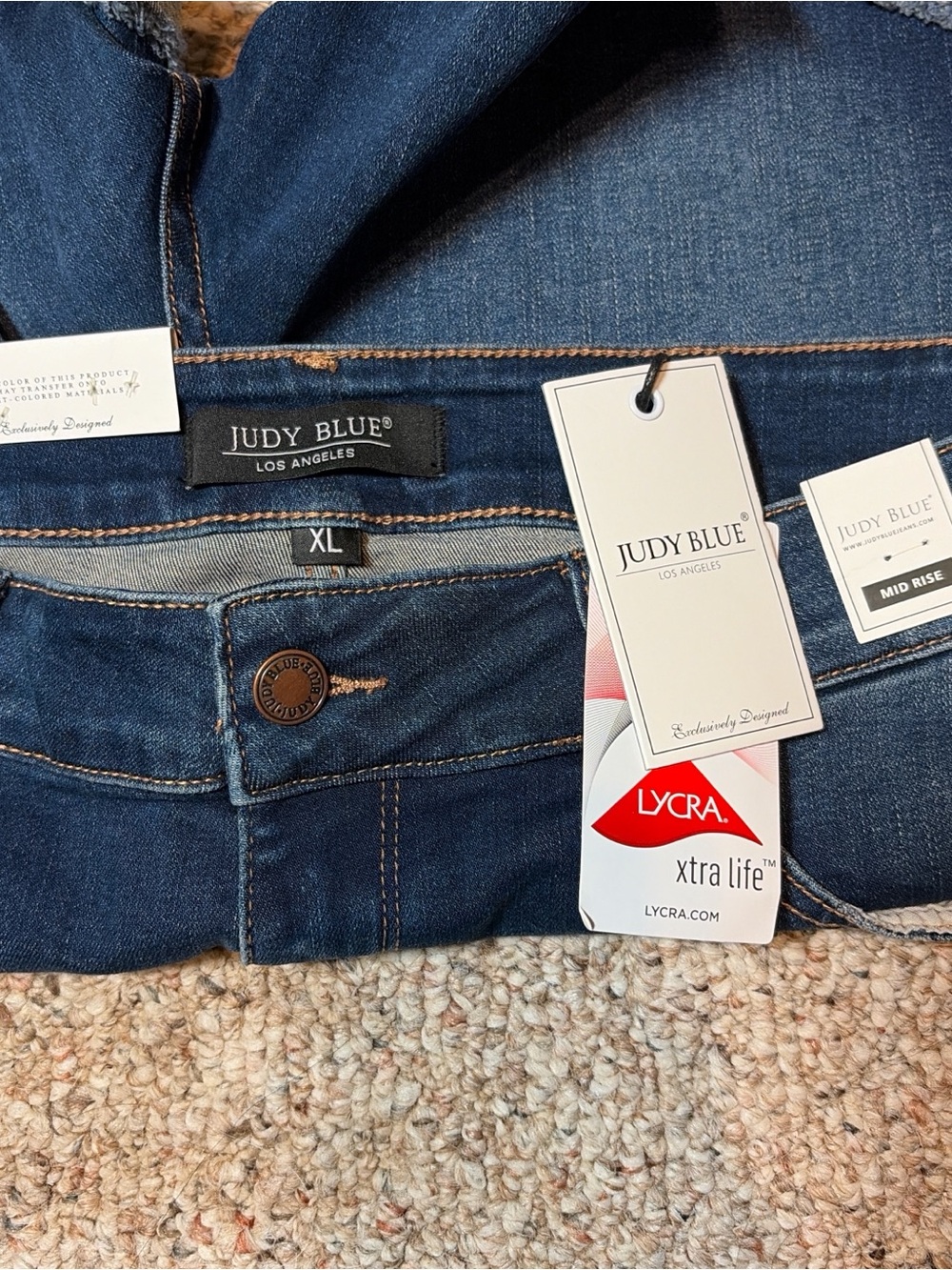 Judy Blue Dark Blue Mid-Rise Denim Shorts with Tags - Picture 3 of 3